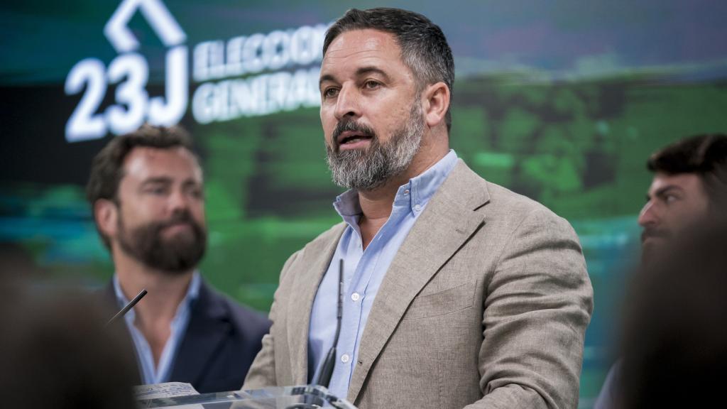 Santiago Abascal, líder de Vox, este domingo durante su comparecencia.