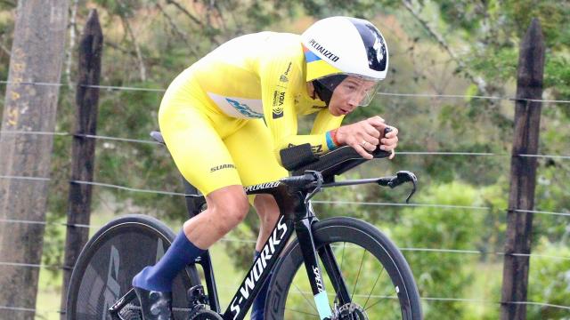 Miguel Ángel López, durante una etapa de la Vuelta a Colombia con el Team Medellín.