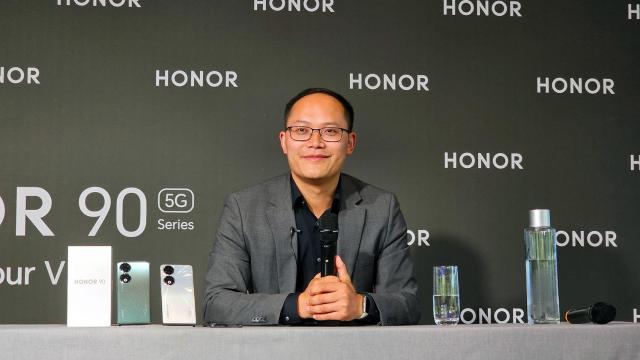 Entrevista a Tony Ran en París, Francia