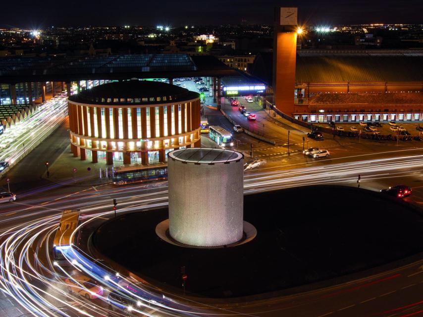 Imagen exterior del monumento homenaje a las víctimas del 11-M en Atocha.