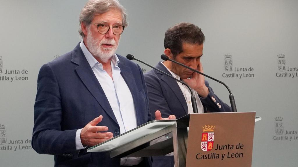 El presidente de la CEOE CyL Santiago Aparicio tras la reunión del Consejo Económico y Social