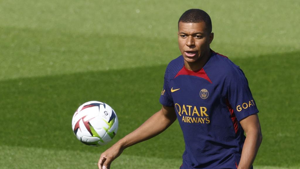 Kylian Mbappé, en un entrenamiento del PSG