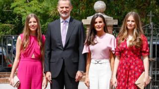 La Familia Real en la confirmación de la infanta Sofía.