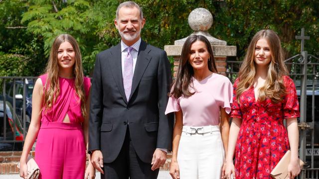 La Familia Real en la confirmación de la infanta Sofía.