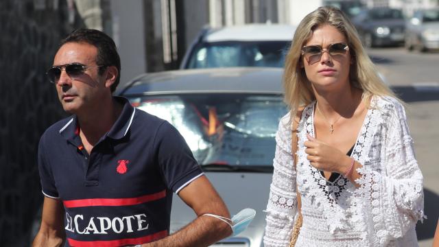 Ana Soria y el diestro Enrique Ponce en una fotografía tomada en Almería, en agosto de 2020.