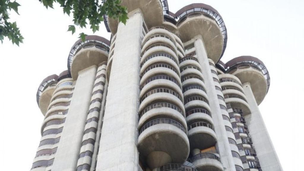 De un restaurante de estrella Michelín a pisos de lujo: la transformación de la planta 22 de las Torres Blancas Blancas que fue estrella Michelin se convierte en viviendas
