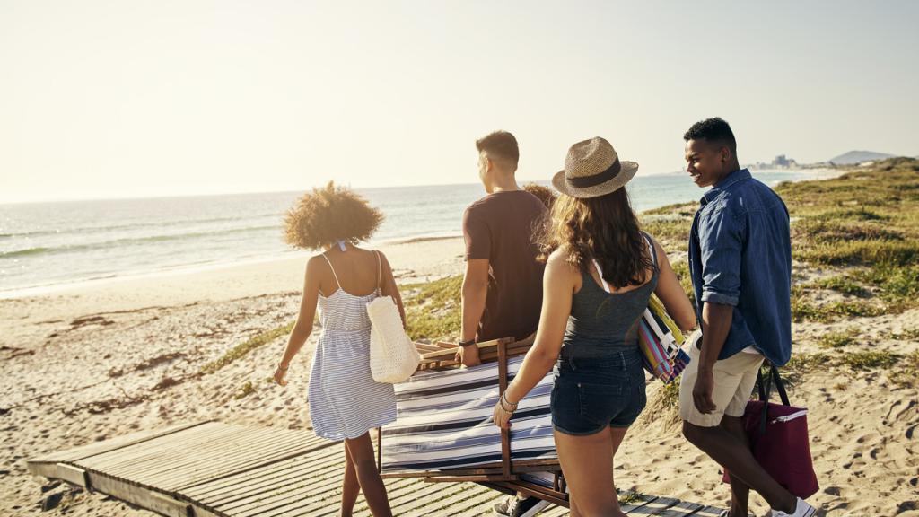 ¿Qué llevar para pasar un día de playa?