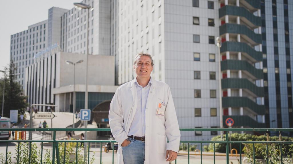 El doctor Miguel Ángel Moreno Pelayo, jefe del servicio de Genética en el Hospital Universitario Ramón y Cajal, durante la entrevista con EL ESPAÑOL | Porfolio