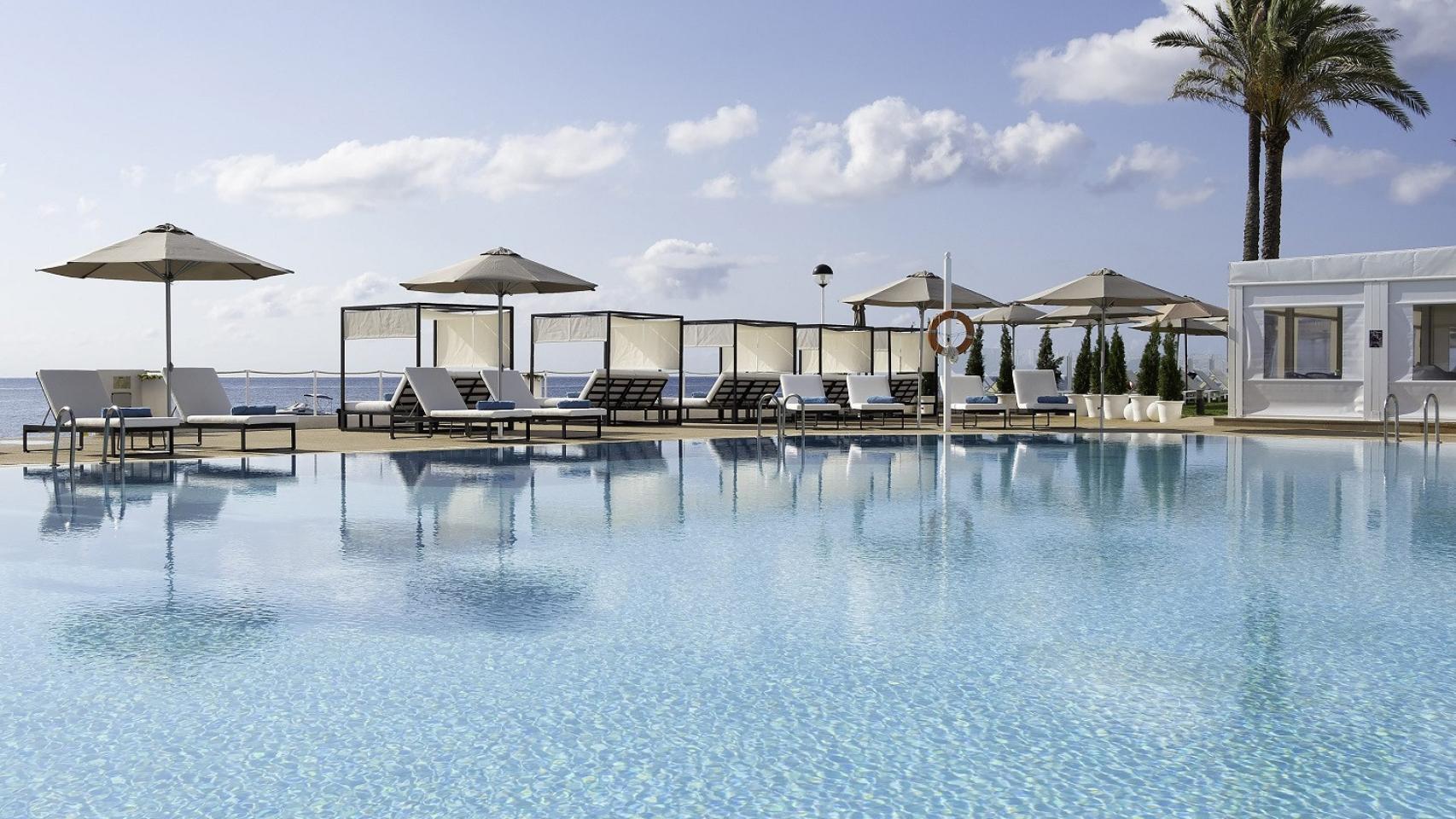 La magia de Puro Beach desembarca en Menorca: gastronomía y bienestar a pie de playa