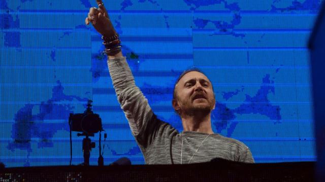 David Guetta en concierto.