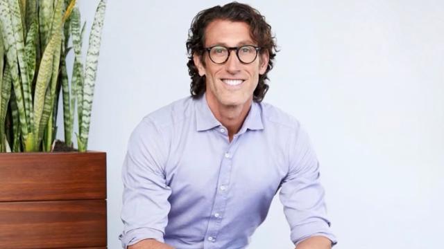 Richard Dickinson, que ahora tendrá que ir vestido de GAP.
