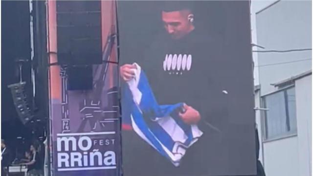 Morad con la camiseta del Deportivo en el Morriña