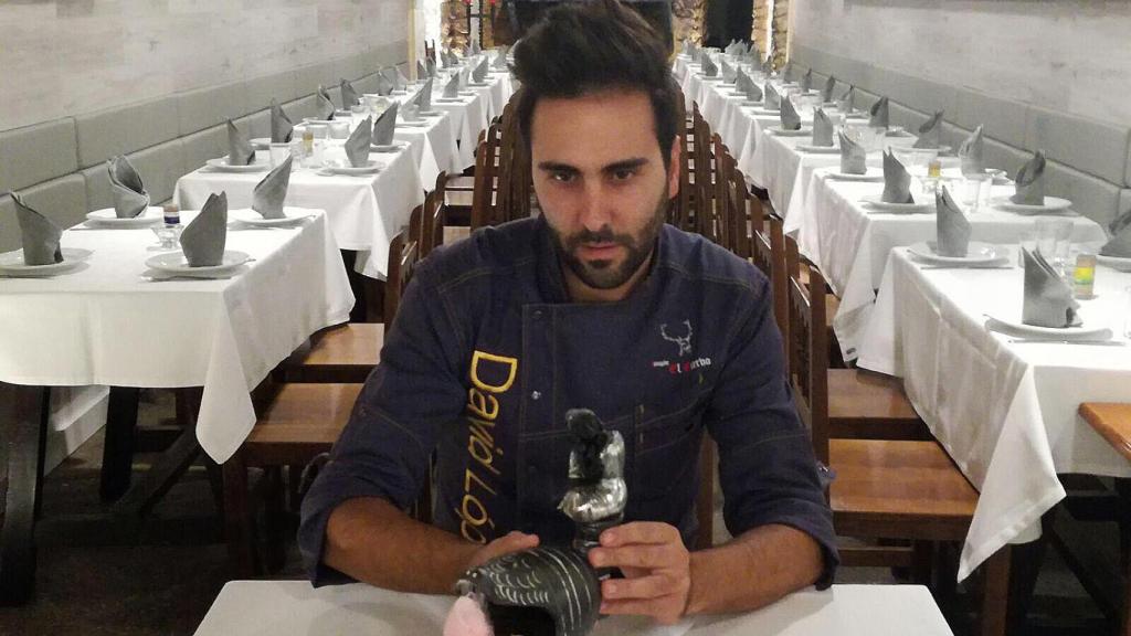 David en su restaurante