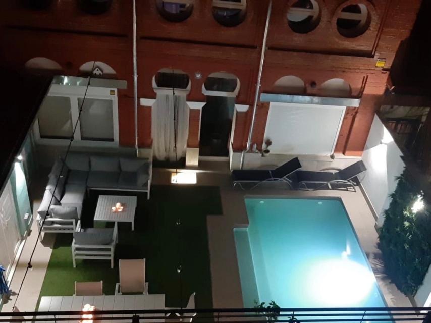 Imagen de la piscina climatizada