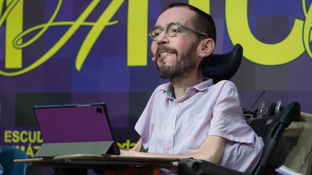 El exportavoz de Unidas Podemos en el Congreso, Pablo Echenique, durante un acto en la sede de Podemos en abril.