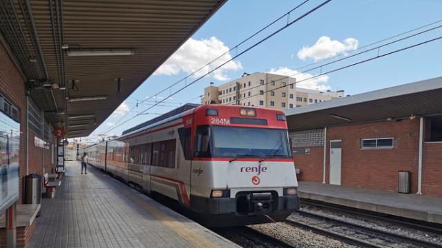 Ya puedes adquirir los nuevos abonos gratuitos de Renfe para el último cuatrimestre de 2023.