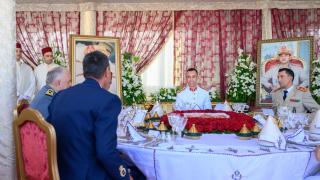 El príncipe Moulay Hassan en Tetúan presidiendo un almuerzo en nombre del rey Mohamed VI el pasado lunes 31 de julio.