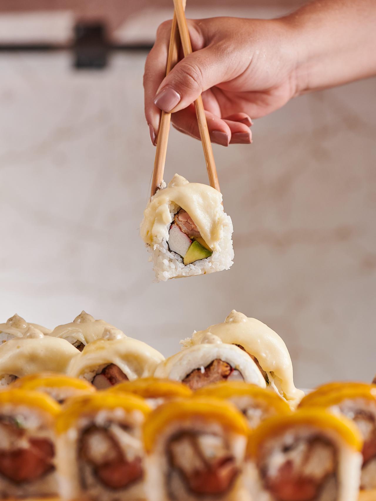 Piezas de sushi de Matako.