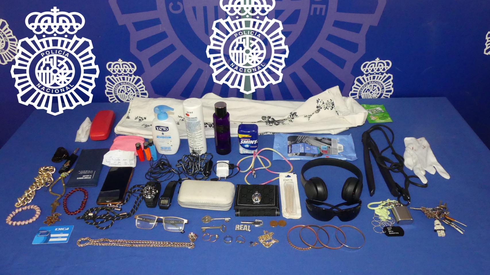Objetos robados por una mujer en Salamanca