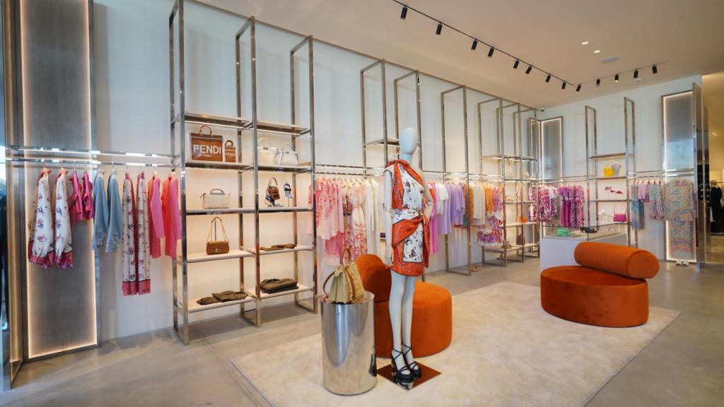 Interior de la nueva tienda de Pompeu en Málaga.