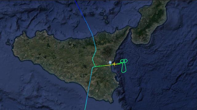Trayecto de avión en la aproximación al aeropuerto de Catania
