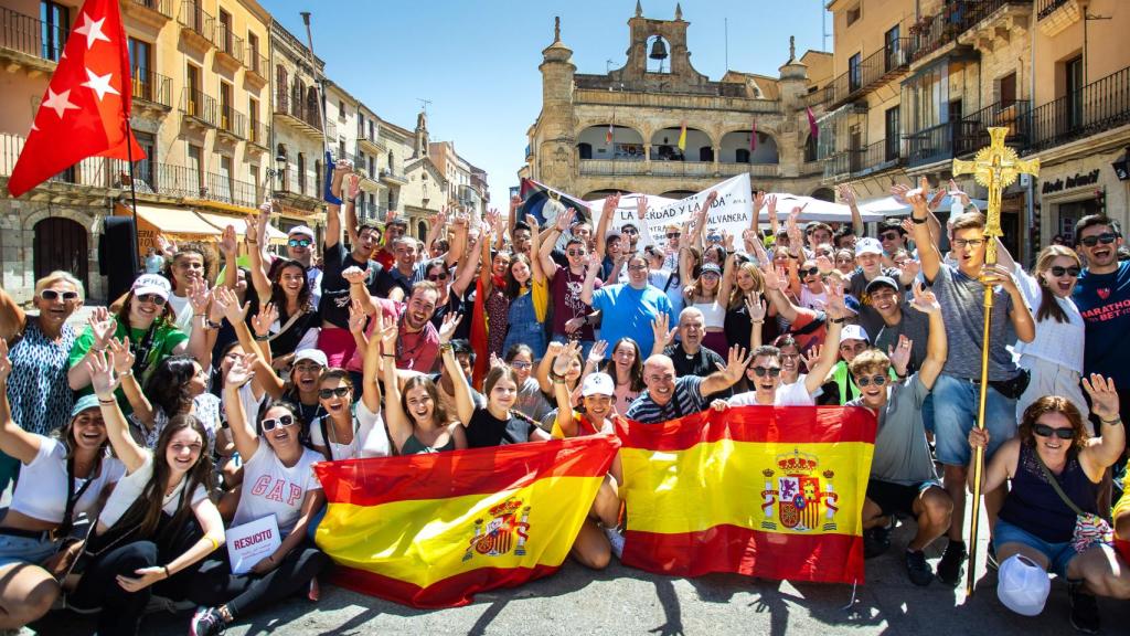 Cientos de jóvenes atraviesan Ciudad Rodrigo camino de la JM
