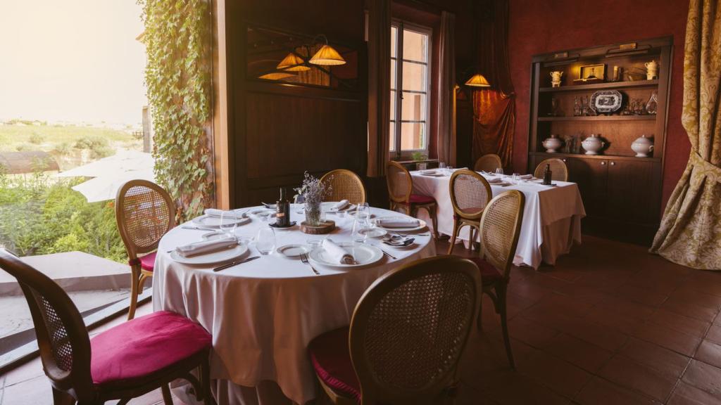El interior del salón del restaurante Espai Fortuny.
