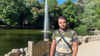 Alberto Gutiérrez, el barquero del Campo Grande que pertenece a la familia del Catarro