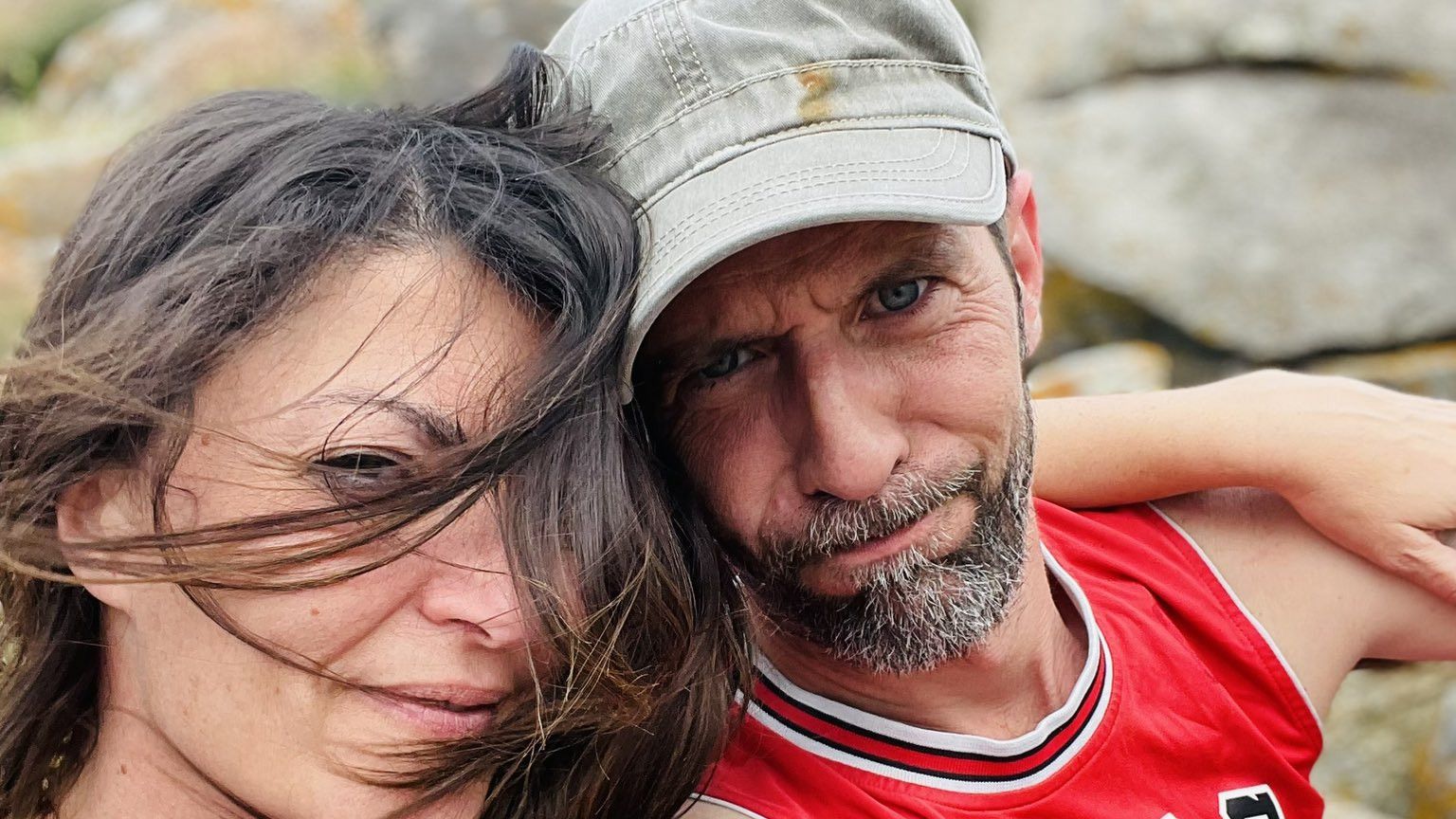 Macarena Olona y su pareja, David Romero, en una imagen de sus redes sociales.