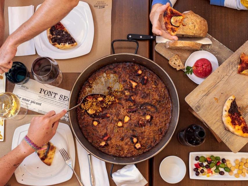 Las paellas son otro de los motivos para ir a Pont Sec