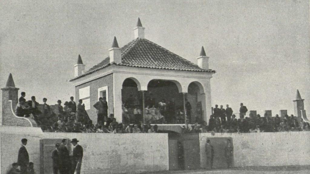 Así era la plaza de tienda de La Companza cuando la utilizaban los Dominguines.