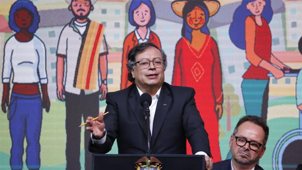 Gustavo Petro, el jueves en la instalación del Comité Nacional de la Participación en Bogotá.
