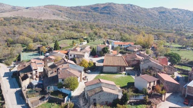 Este es el pueblo más pequeño de la Comunidad de Madrid: está en un increíble entorno natural.