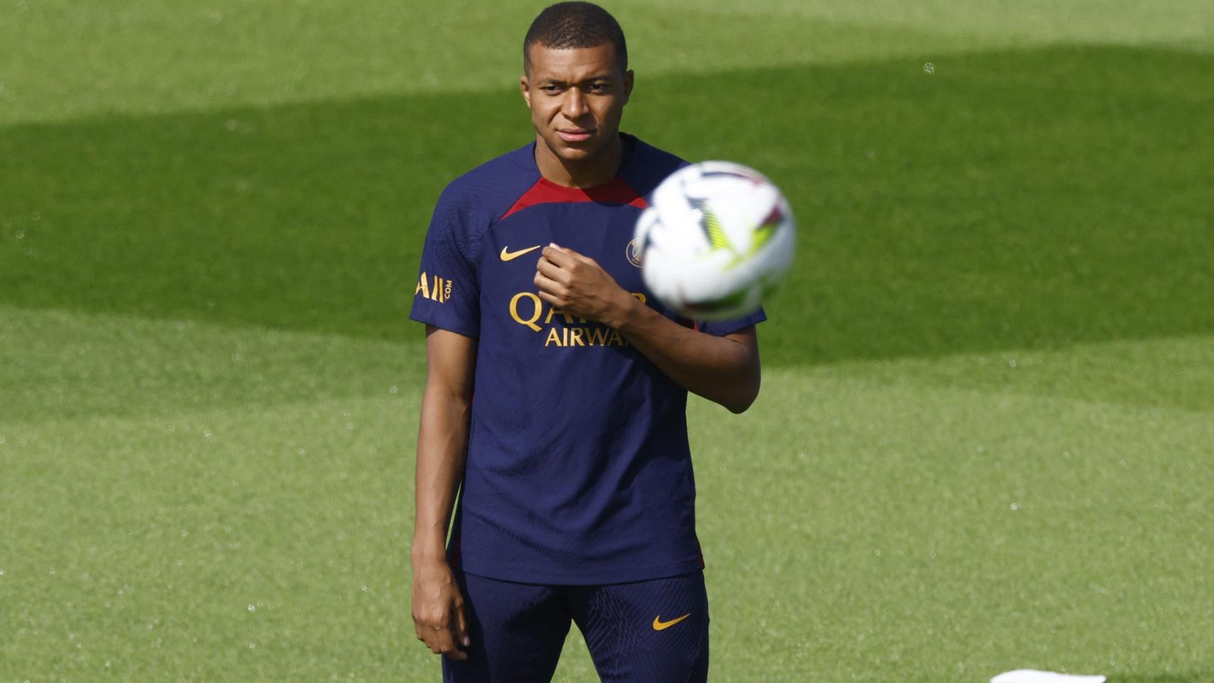 Kylian Mbappé entrenando con el PSG