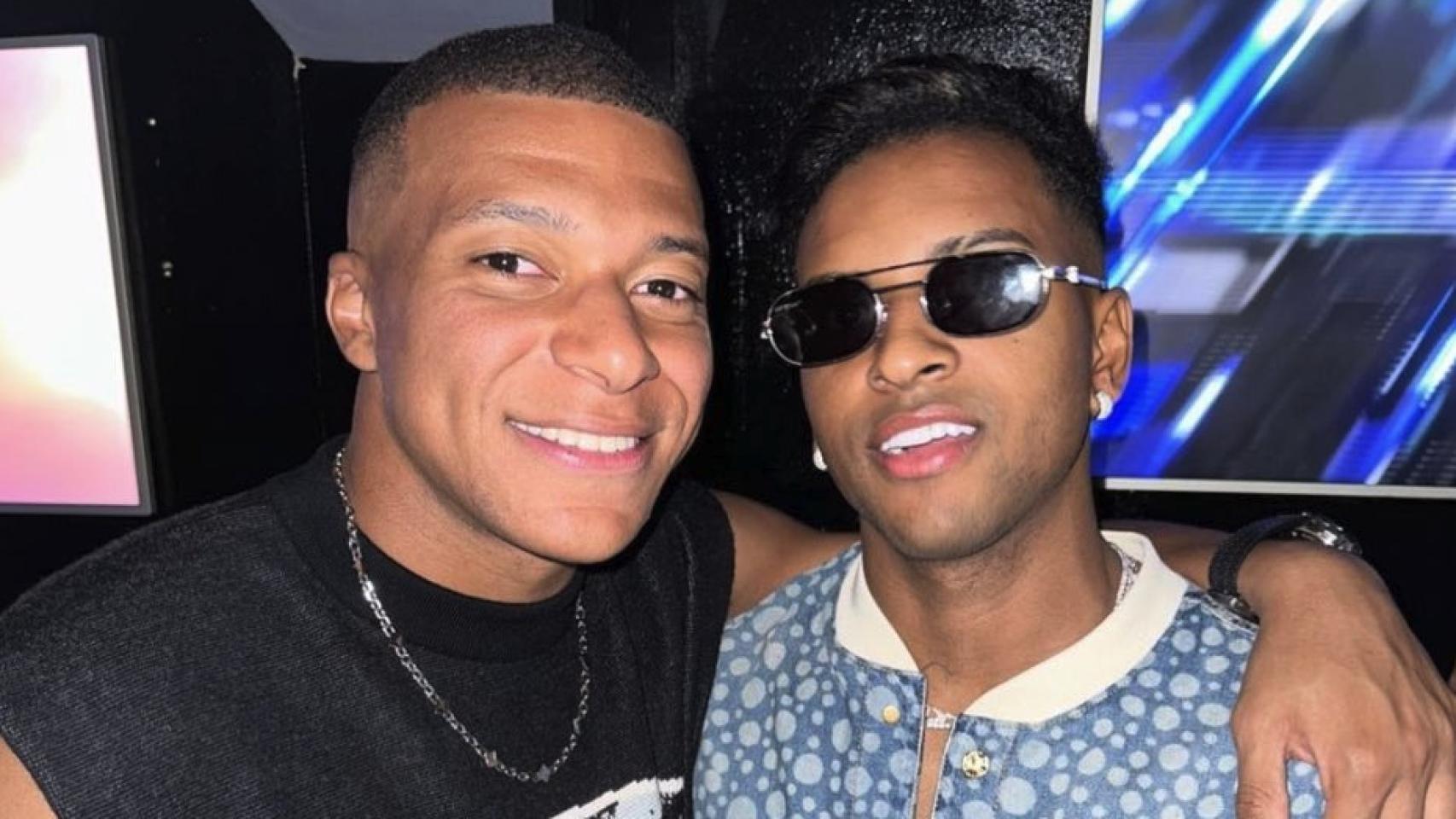 Kylian Mbappé y Rodrygo, juntos en Cerdeña