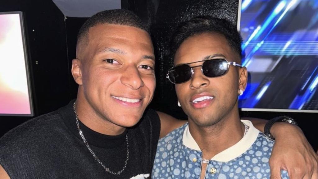 Kylian Mbappé y Rodrygo, juntos en Cerdeña