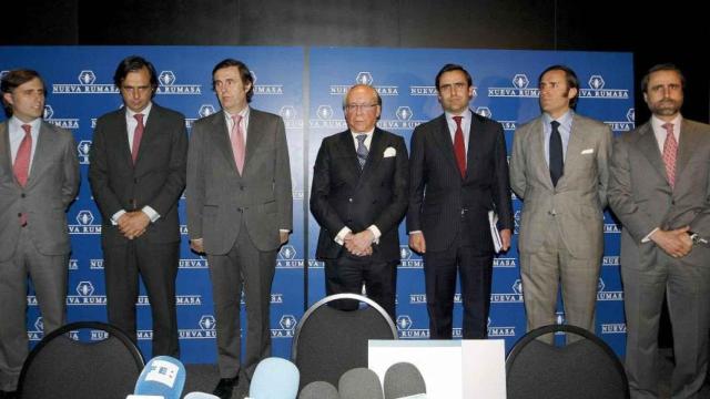 José María Ruiz-Mateos y sus seis hijos varones, en 2011.