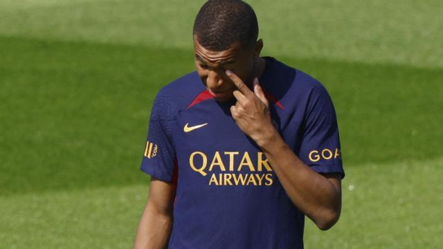Mbappé, durante un entrenamiento con el PSG.