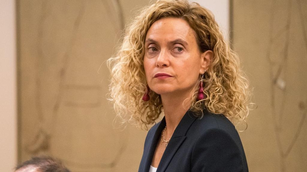 Meritxell Batet, presidenta del Congreso,  el pasado 1 de junio en la votación para elegir la Secretaría Segunda de la Mesa de la Diputación Permanente.
