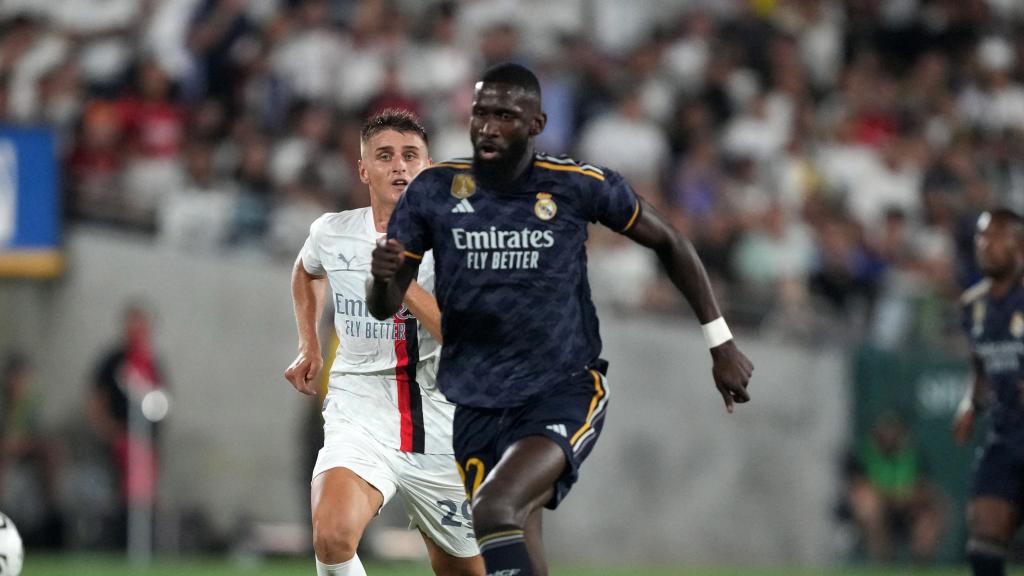 Rüdiger, durante un partido de pretemporada con el Real Madrid.