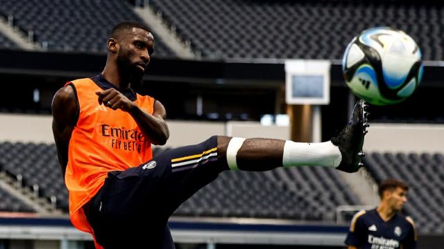 Rüdiger, durante un entrenamiento con el Real Madrid.