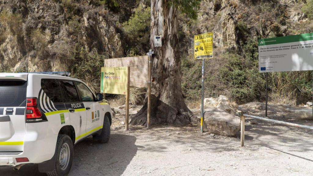 Imagen del acceso al río Chíllar, en Nerja.