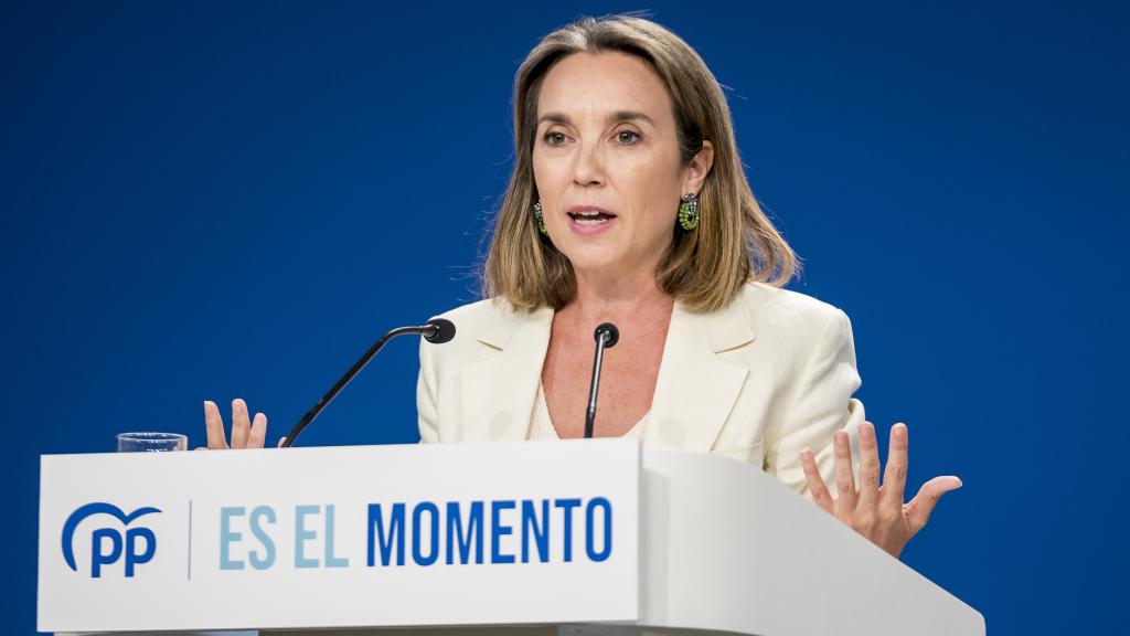 La secretaria general del PP, Cuca Gamarra, este miércoles durante una rueda de prensa en la sede del partido.