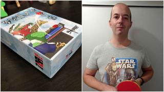 A la izquierda Wild Pong y a la derecha uno de sus creadores, Miguel Cabaleiro.