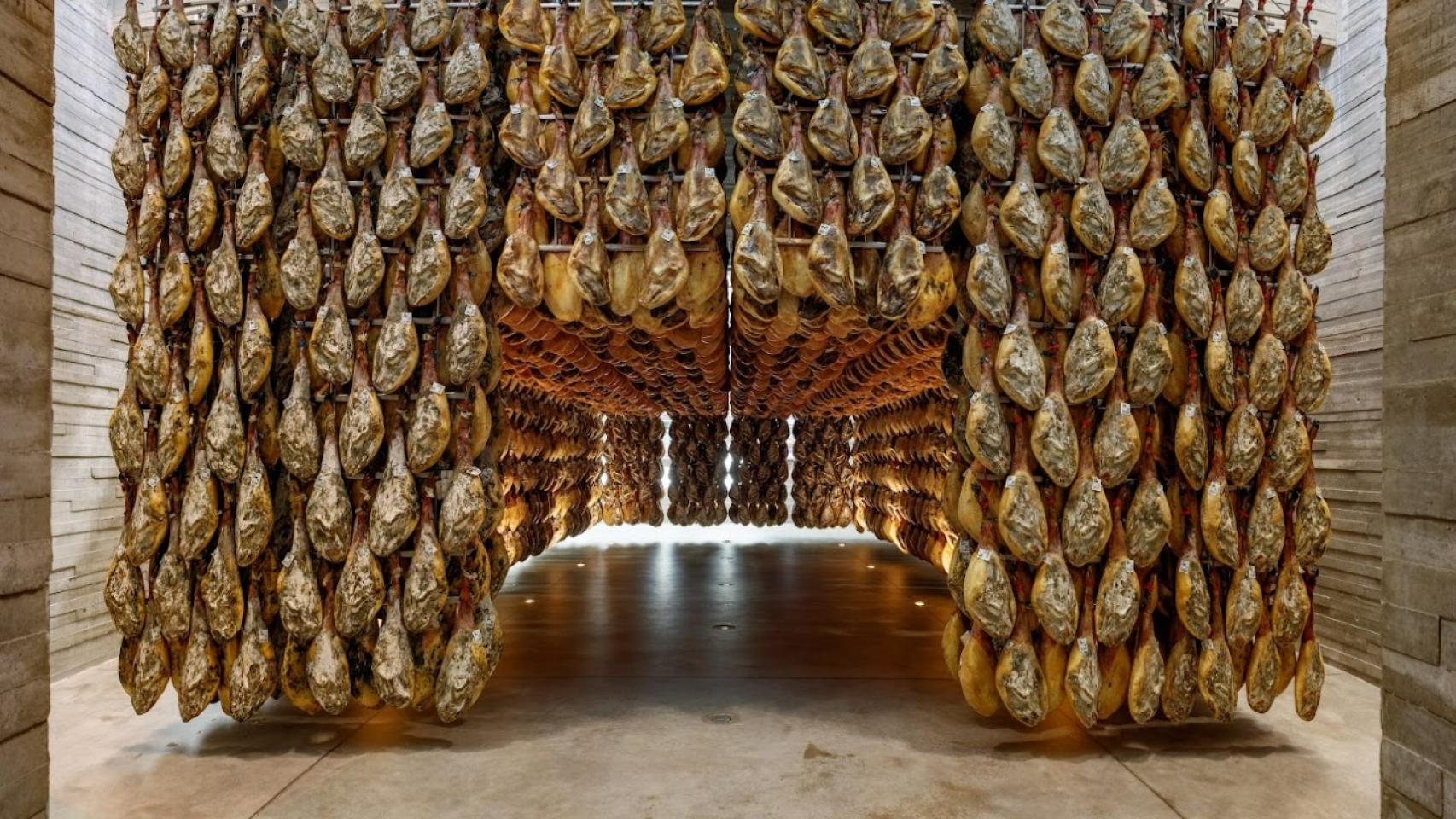 El Campus del Jamón, el único centro educativo dedicado al jamón, está a 30 minutos de Segovia