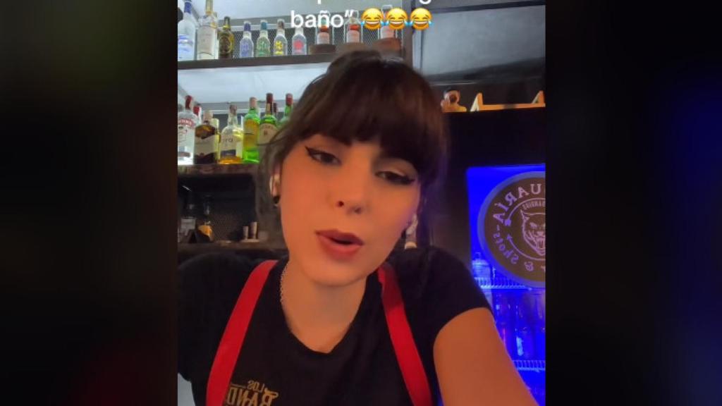 Paloma, la camarera del vídeo que se ha hecho viral en redes sociales.