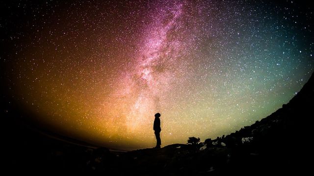 Imagen del cielo nocturno desde la isla de Tabarca.