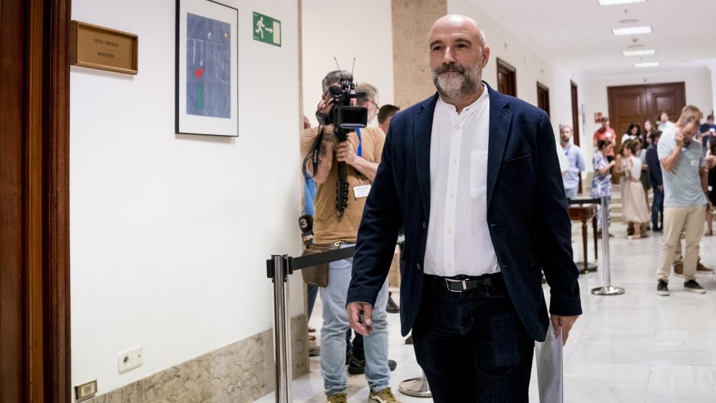 Néstor Rego, diputado de BNG, en una rueda de prensa en el Congreso este jueves.