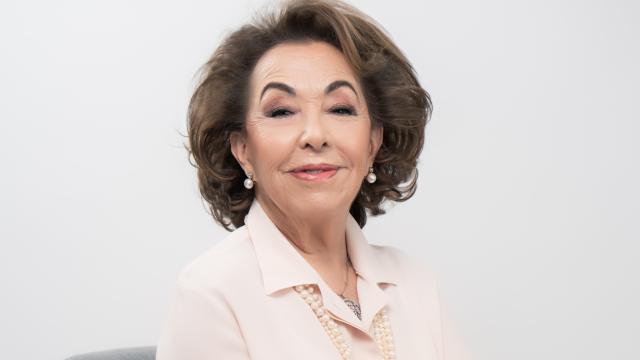 Carmen Navarro en su centro de estética.