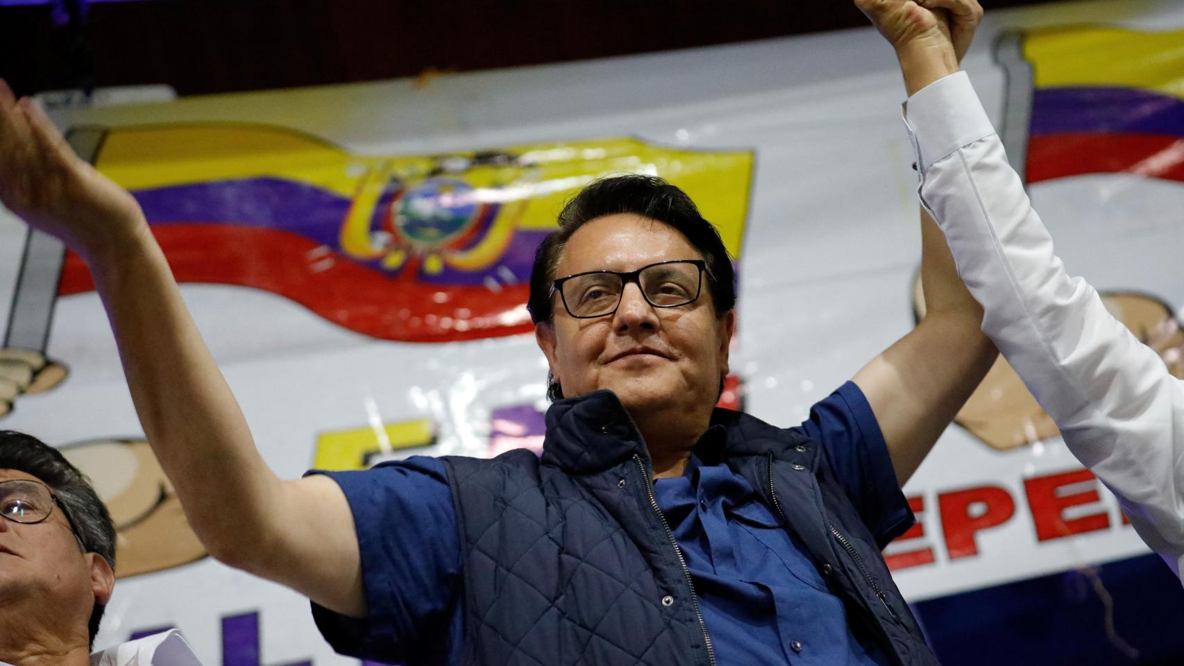 El candidato Fernando Villavicencio en el acto de campaña en Quito este miércoles, instantes antes de ser asesinado.